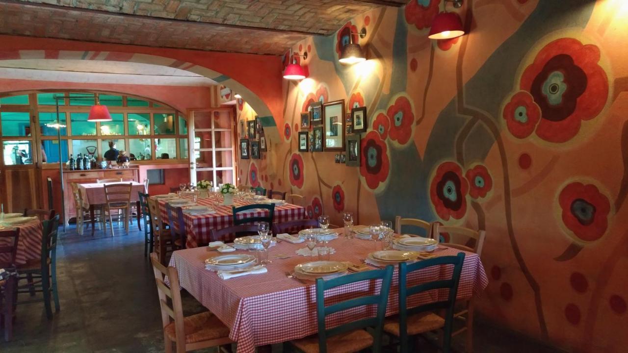 I Conti Della Serva Cinzano Zewnętrze zdjęcie