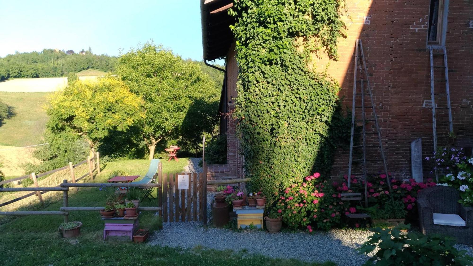 I Conti Della Serva Cinzano Zewnętrze zdjęcie