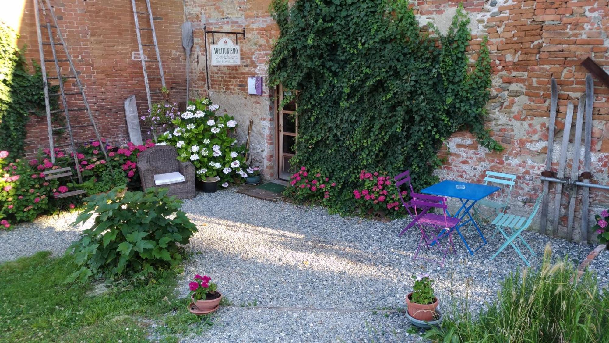 I Conti Della Serva Cinzano Zewnętrze zdjęcie
