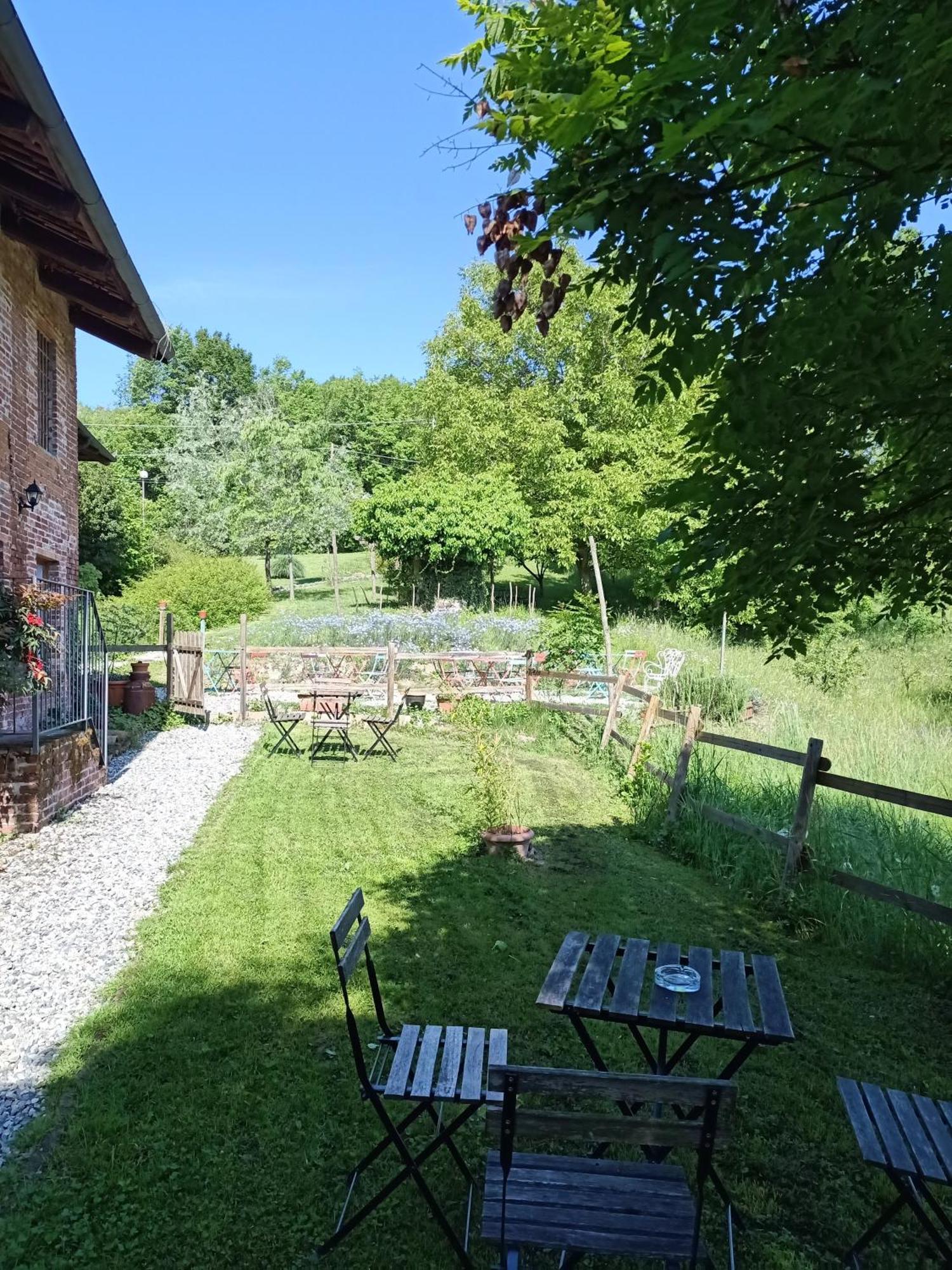 I Conti Della Serva Cinzano Zewnętrze zdjęcie