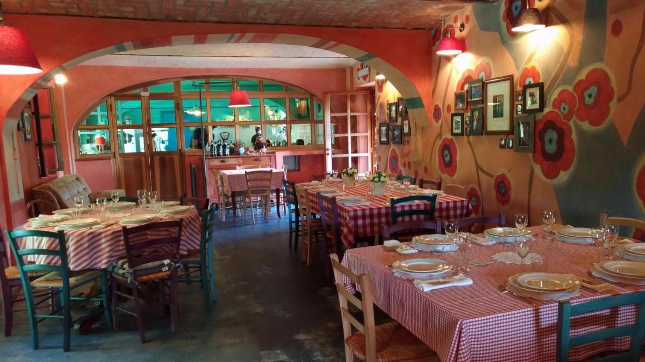 I Conti Della Serva Cinzano Zewnętrze zdjęcie