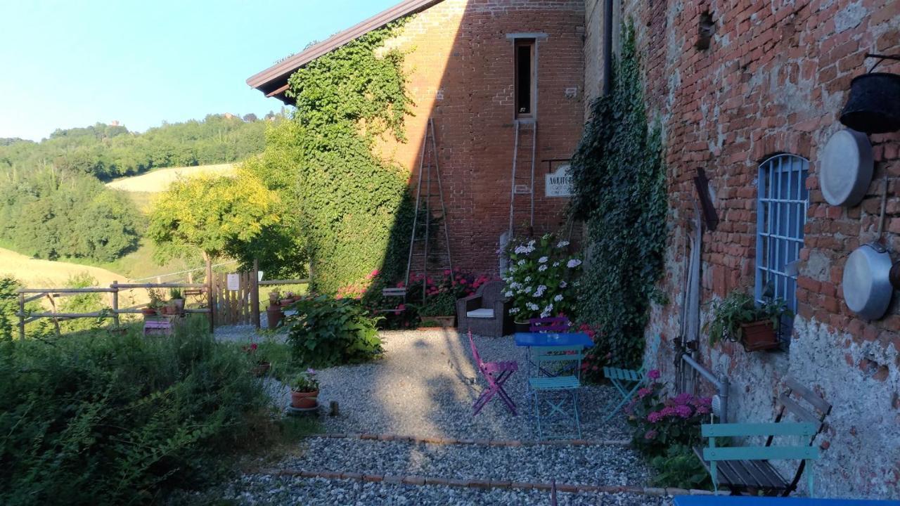 I Conti Della Serva Cinzano Zewnętrze zdjęcie